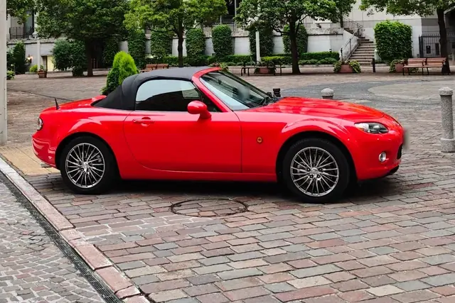 Red Mazda MX-5 convertible, example photo